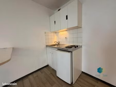 studio 1 pièce 25 m²
