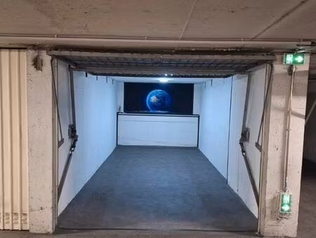 box fermé 13 m2