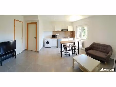 appartement meublé 33m² avec terrasse et parking