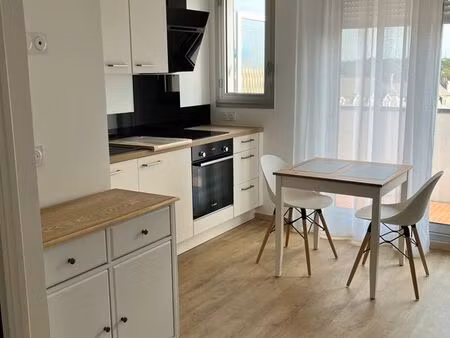 studio meublé étudiant vue mer