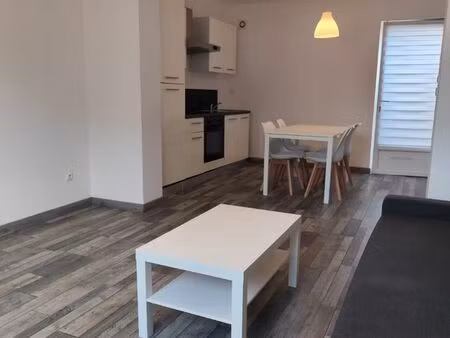 appartement f2 42m2 meublées + cour