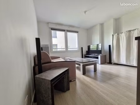 studio 1 pièce 24 m²