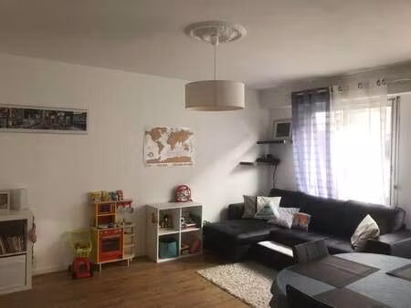 location appartement 3 pièces à angers centre (49000) : à louer 3 pièces / 77m² angers cen