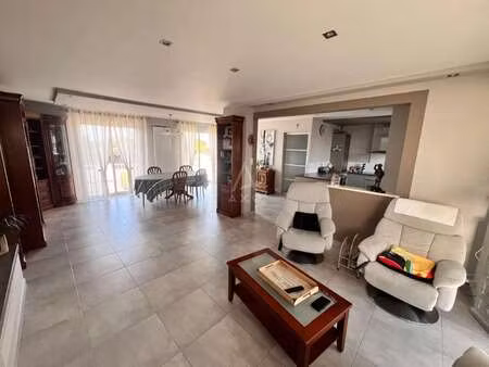 vente maison à la bruffière (85530) : à vendre / 102m² la bruffière