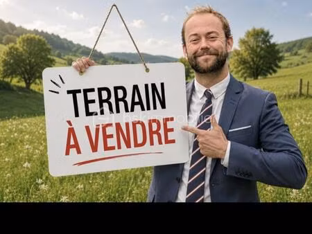 terrain de 3 420 m² à lugaignac