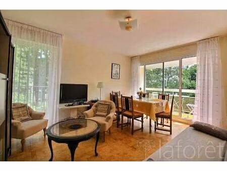 location appartement 3 pièces meublé à quimper (29000) : à louer 3 pièces meublé / 61m² qu