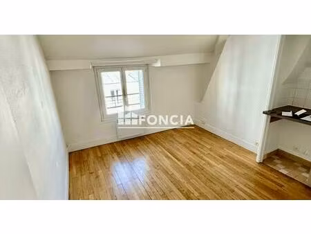 paris 13ème- plein coeur butte aux cailles- 2 pieces refait a neuf- 25 m2-