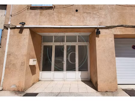 cogolin - location annuelle local professionnel 46m²