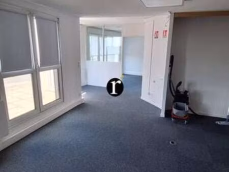 location bureaux 333 m²