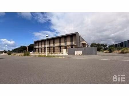 vente local d’activités audenge 33980 2530m²