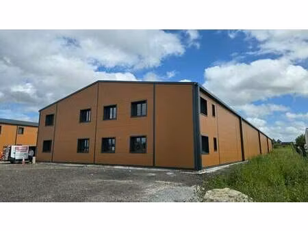 vente local d'activités 1 440 m²