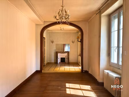 maison chateauneuf sur sarthe 9 pièce(s) 170 m2