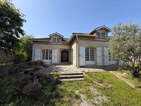 maison à rénover 6 pièces à la salvetat-saint-gilles - potentiel à saisir