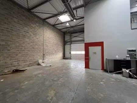 location local d’activités beauvais 60000 179m²