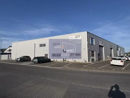 location local d’activités yvrac 33370 700m²