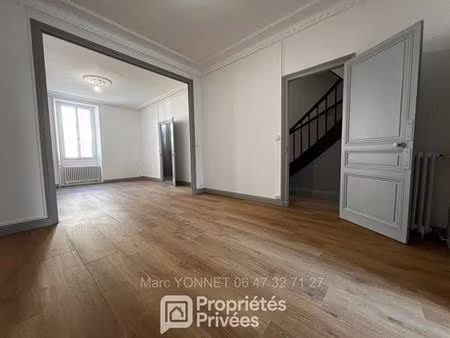 maison de ville 135 m² 9 pièces à angoulême