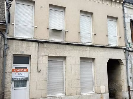 maison de ville avec jardin et dépendance