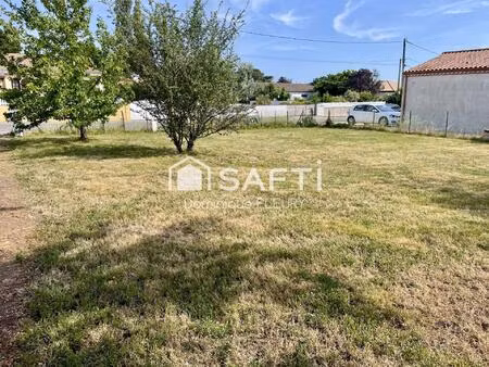 terrain viabilisé à bâtir de 300m². zone ub
