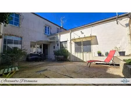 vente immeuble à saint-jean-de-liversay (17170) : à vendre / 130m² saint-jean-de-liversay