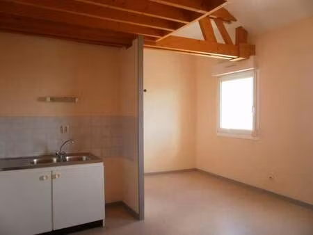 location appartement 2 pièces à caen (14000) : à louer 2 pièces / 45m² caen