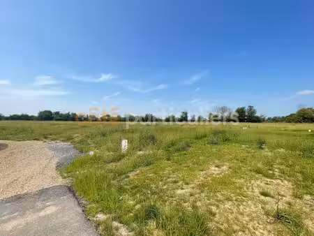 terrain constructible neuf à vendre