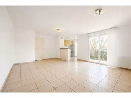 appartement à louer f3 - très proche gare