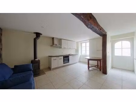 appartement t3 - preuilly sur claise
