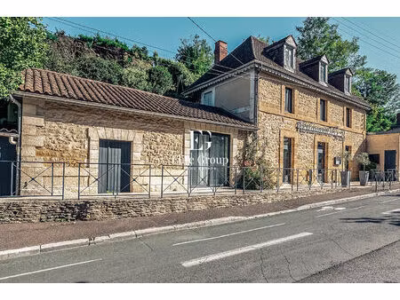 à vendre ? restaurant avec licence iv au coeur de sarlat-la-canéda