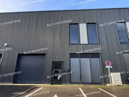 location local d’activités vern sur seiche 35770 228m²