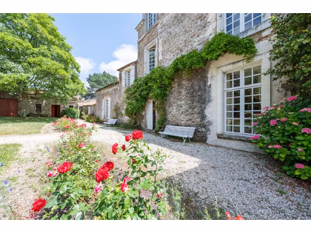 loroux-bottereau- propriété de 400m2 avec parc
