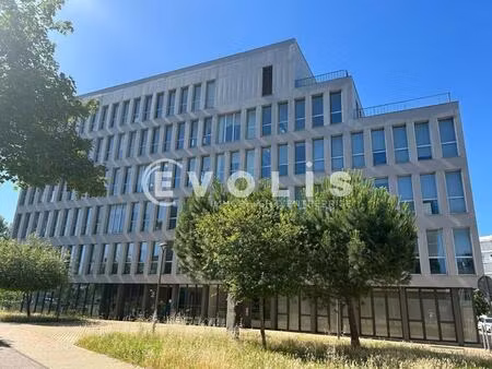 vente bureaux 332 m² à 903 m²