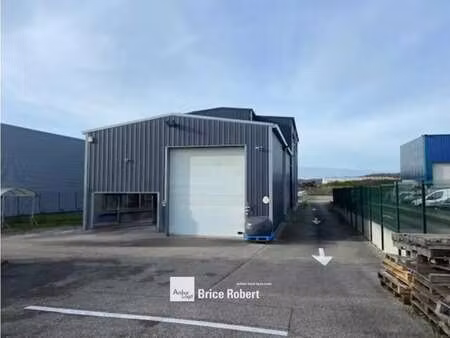 vente local d’activités beligneux 01360 906m²