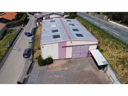 vente local d’activités saint pierre la palud 69210 330m²