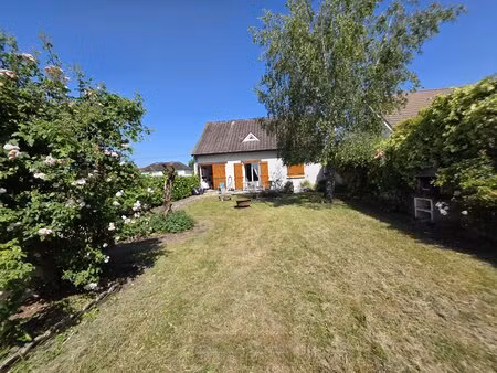 charmante maison 4 pièces à pannes avec jardin