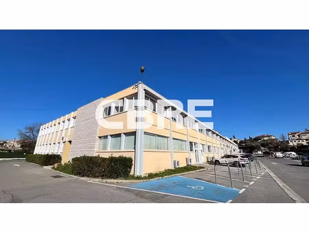 location bureau biot 35 m²