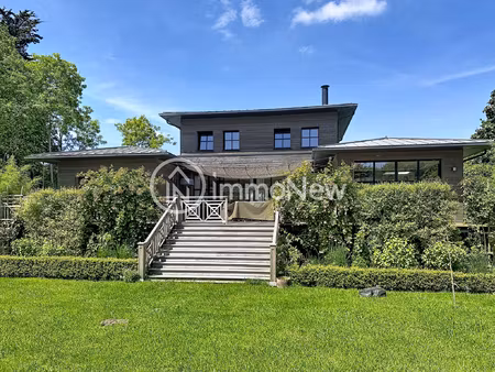 villa d'exception au coeur d'un environnement rare et privil