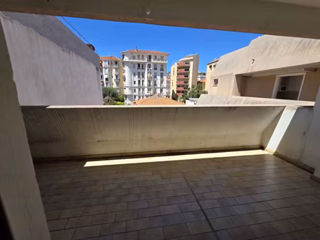 159 000 € - opportunité rare à nice – quartier libération