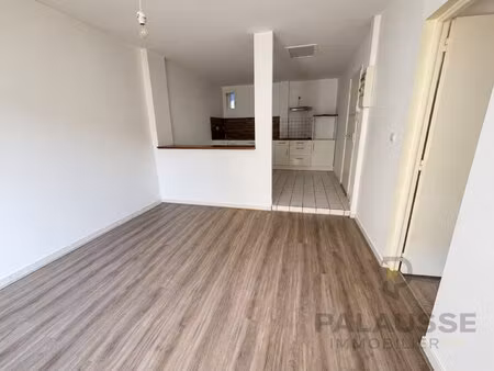 location appartement 2 pièces 40m² narbonne 11100