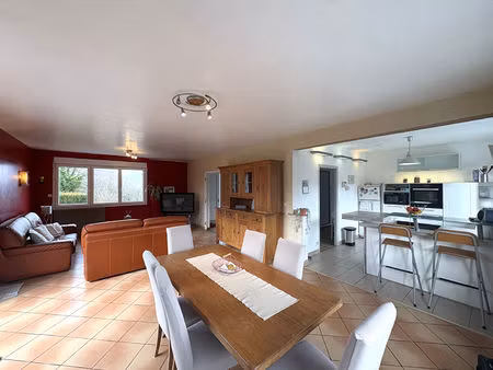 maison 6 pièce(s) 138 m² - aiglemont