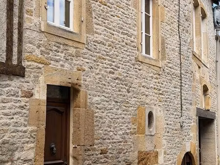 maison à langres (52200)