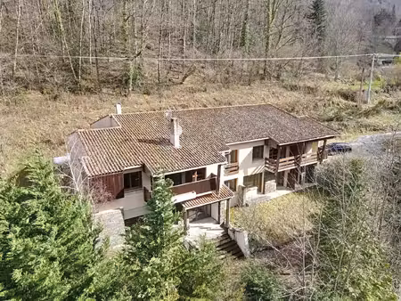 hôtel de 17 chambres à réouvrir - ax les thermes