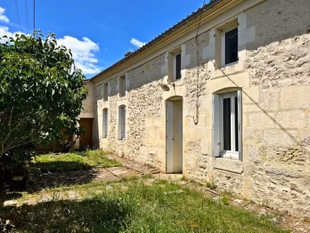 vente maison 4 pièces 109 m² à jonzac (17500)  153 700 €