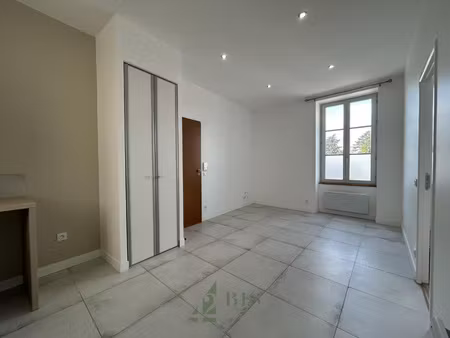 location appartement 2 pièces 36m² roanne 42300