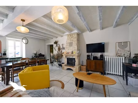 vente maison 5 pièces 168 m² à houlette (16200)  159 000 €