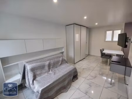 appartement à louer 1 pièce 22.31 m² - les essarts-le-roi (78) - 650€