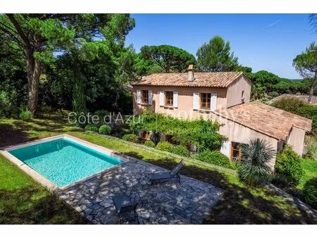 gassin mas provençal avec piscine dans domaine privé à proximité