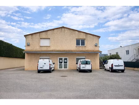 location bureau 3 pièces 110 m² à gardanne (13120)