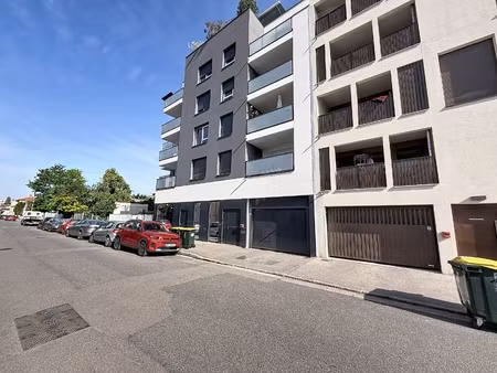 parking - 14 m²