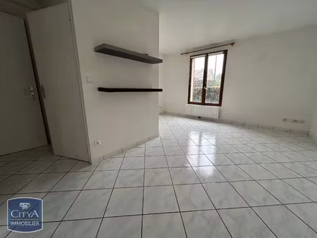appartement à louer 1 pièce 28.4 m² - le perray-en-yvelines (78) - 590€