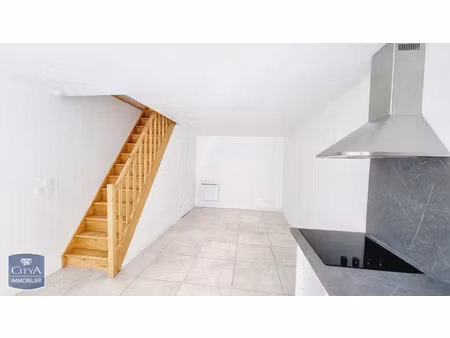 maison à louer 3 pièces 60.99 m² - monthurel (02) - 680€
